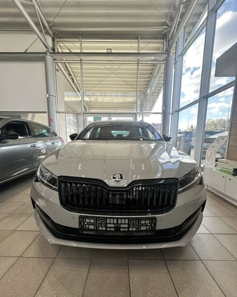 Skoda Superb cena 220300 przebieg: 5, rok produkcji 2024 z Skoczów małe 7